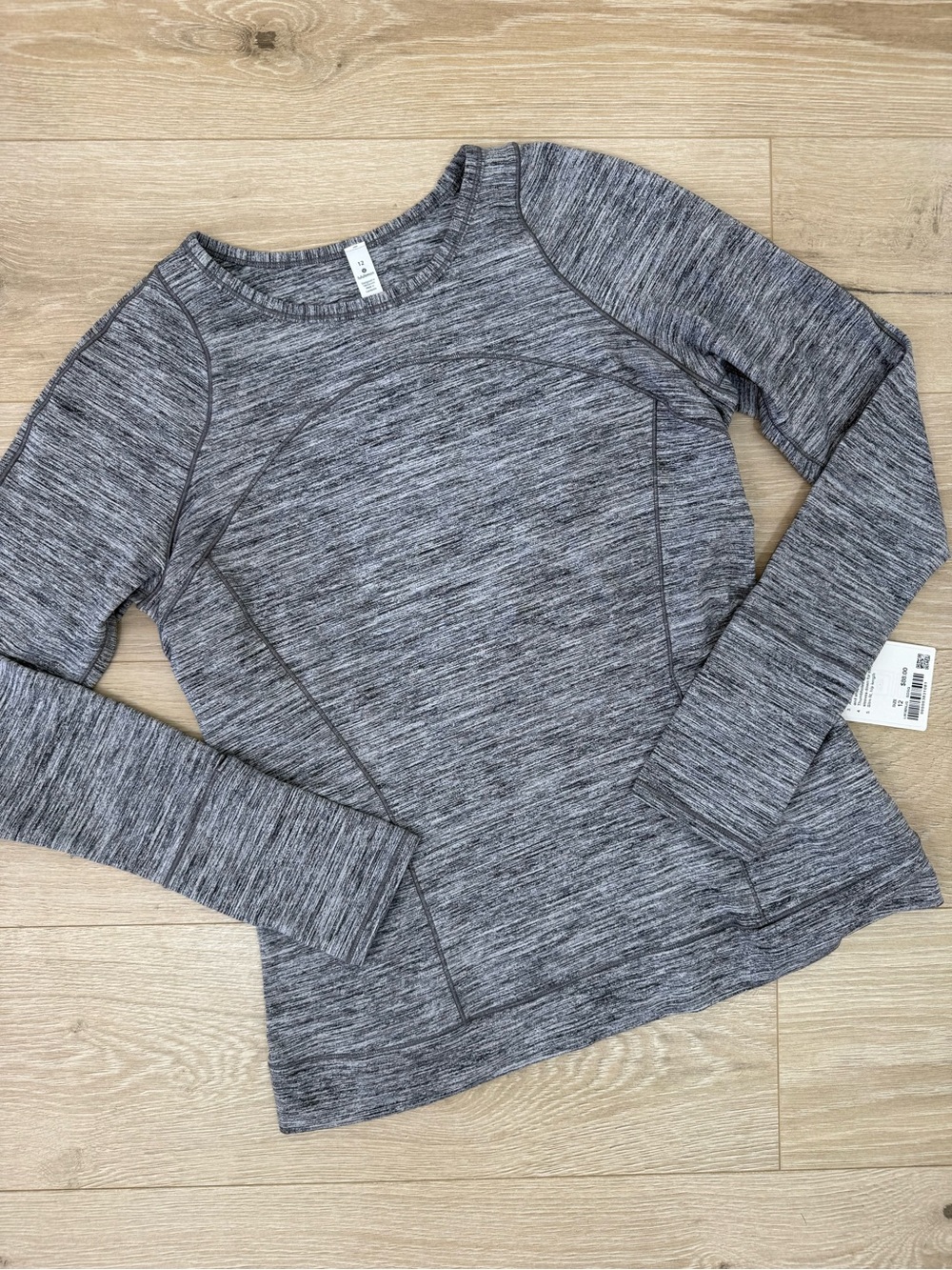 NEW Lululemon Grey Cypress Kiss Long Sleeve